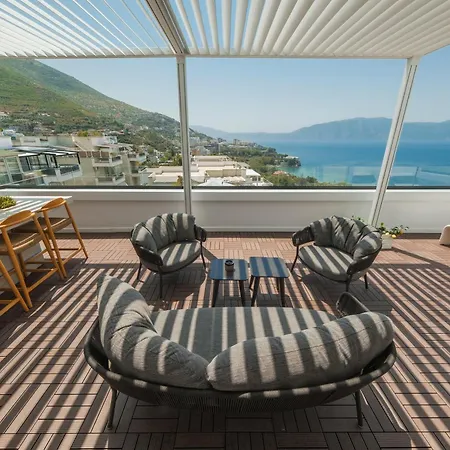 Luxury Penthouse On The Sea Vlorë